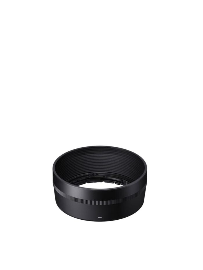 Sigma 56mm f/1.4 DC DN Contemporary Lens for Canon EF-M Mount (Black) - Image 3